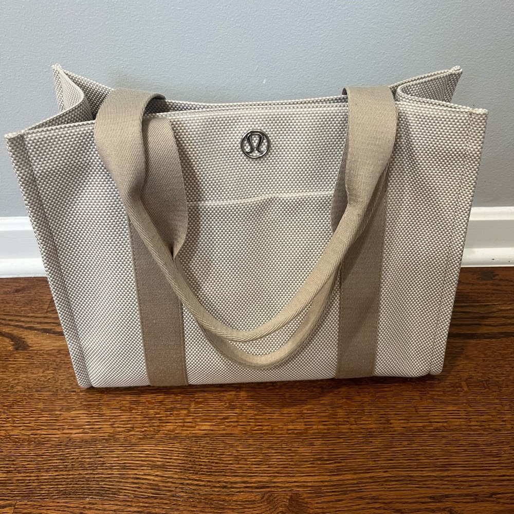 lululemon athletica two tone canvas tote
